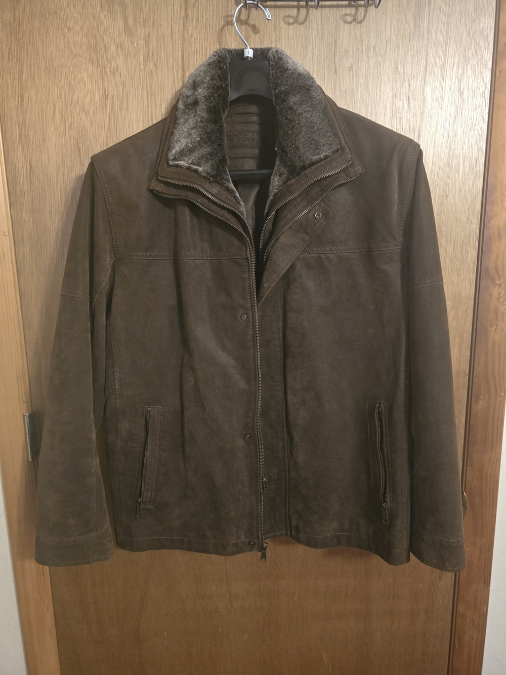 Roundtree & Yorke Brown Suede Bomber w/Faux Shearling Collar